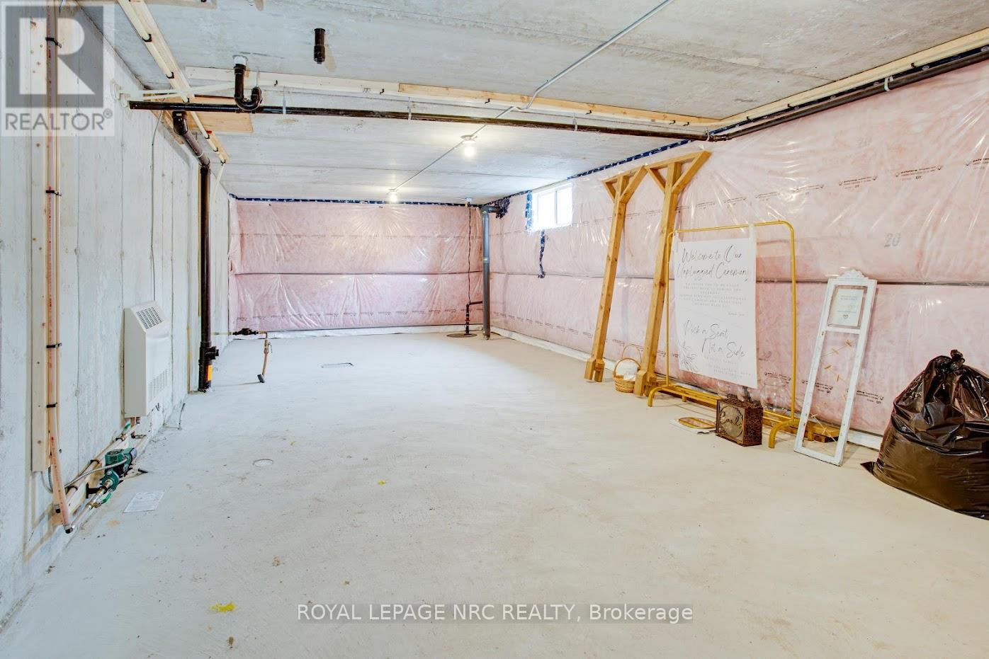 B - 12 Shores Lane, Fort Erie, Ontario  L0S 1B0 - Photo 19 - X12471783