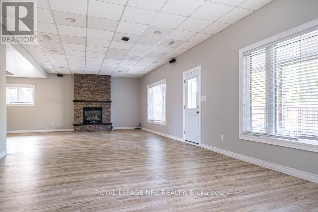 8071 Costabile Drive, Niagara Falls, Ontario  L2H 3H4 - Photo 35 - X12471784