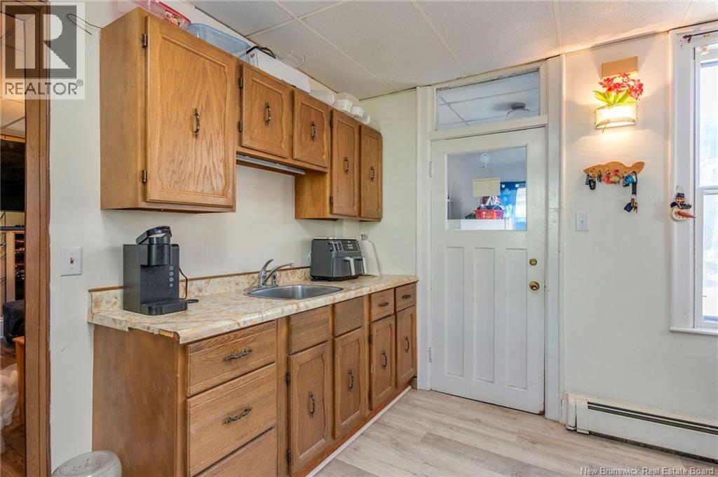 201-203 Guilford Street, Saint John, New Brunswick  E2M 1V8 - Photo 18 - NB127923