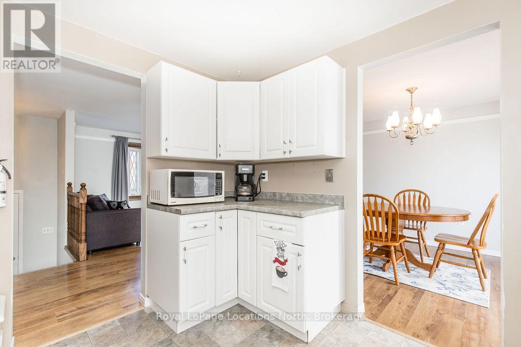 677 Bayview Drive, Midland, Ontario  L4R 4Y8 - Photo 14 - S12471792