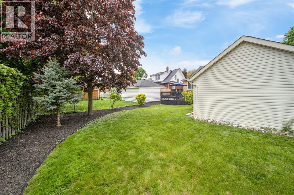 336 Blanche Street, Sarnia, Ontario N7T 6N5 - Photo 37 - 25022508