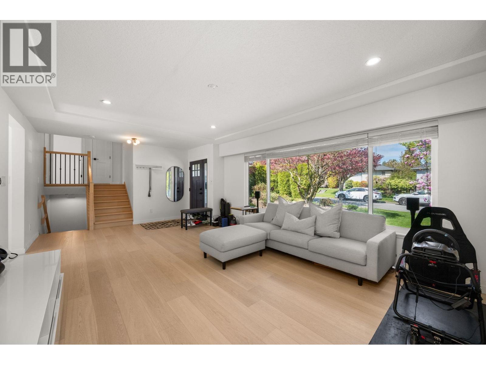 2566 Mcbain Avenue, Vancouver, British Columbia  V6L 2C6 - Photo 4 - R3059886