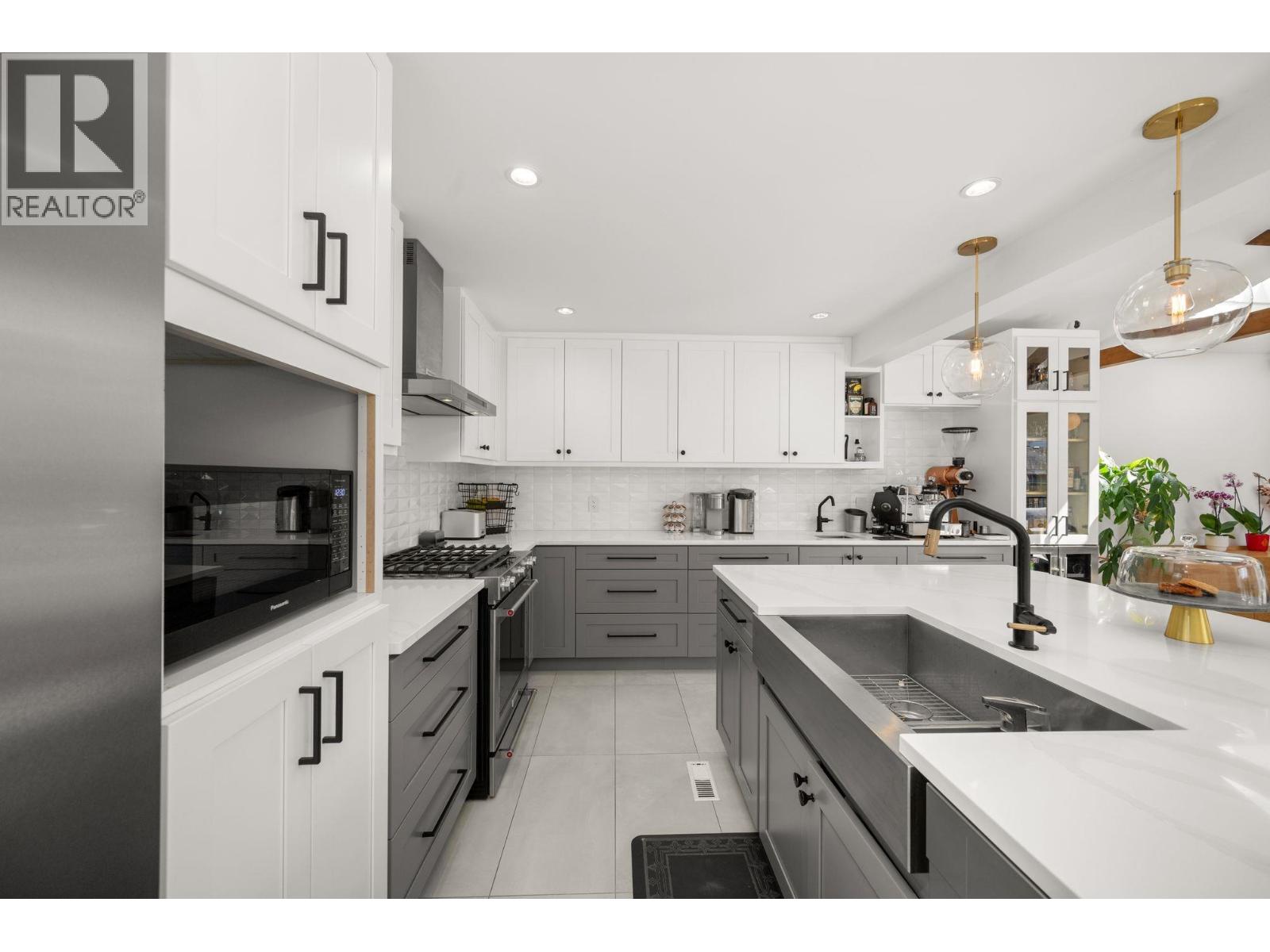 2566 Mcbain Avenue, Vancouver, British Columbia  V6L 2C6 - Photo 6 - R3059886
