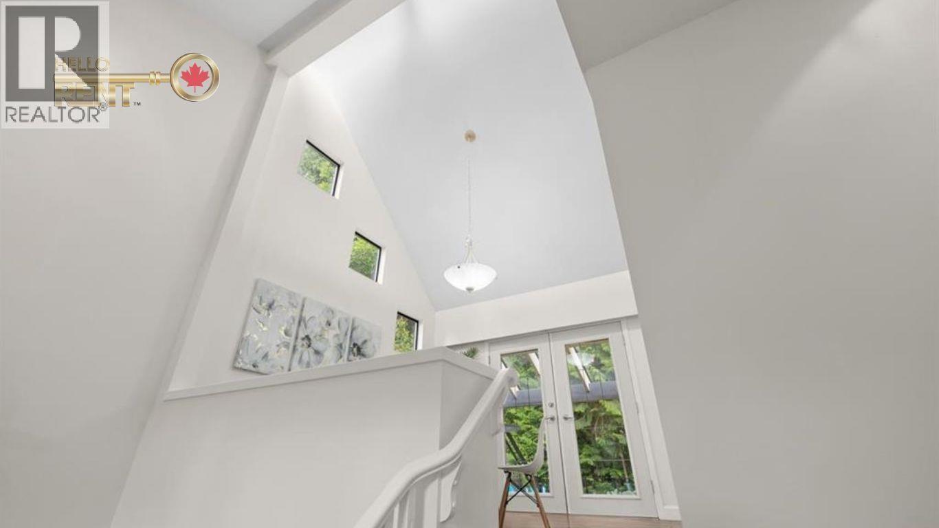 3690 Rutherford Crescent, North Vancouver, British Columbia  V7N 2C7 - Photo 23 - R3059896