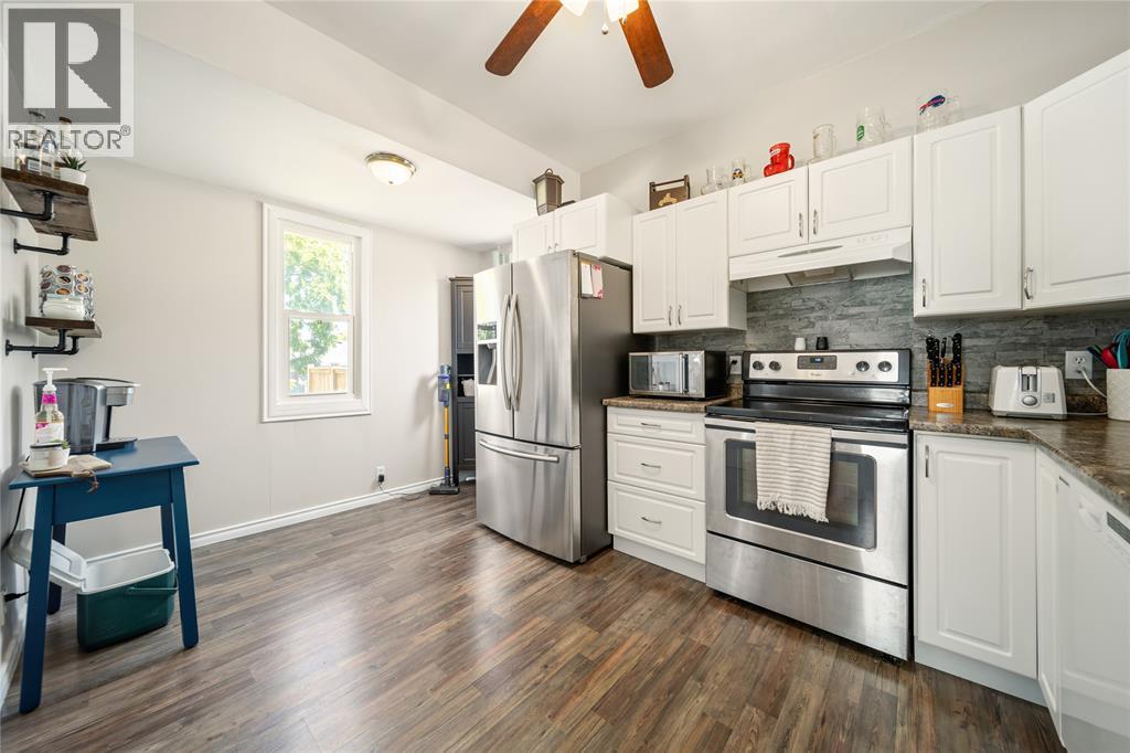 224 Confederation Street, Sarnia, Ontario  N7T 1Z8 - Photo 10 - 25026603