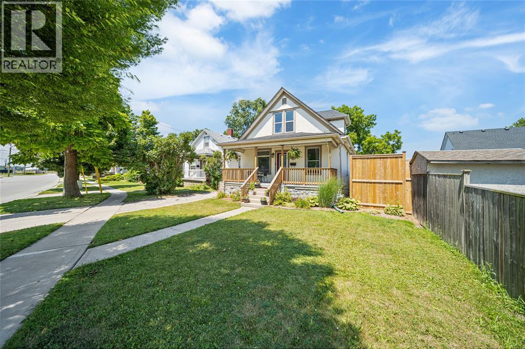 224 Confederation Street, Sarnia, Ontario  N7T 1Z8 - Photo 4 - 25026603