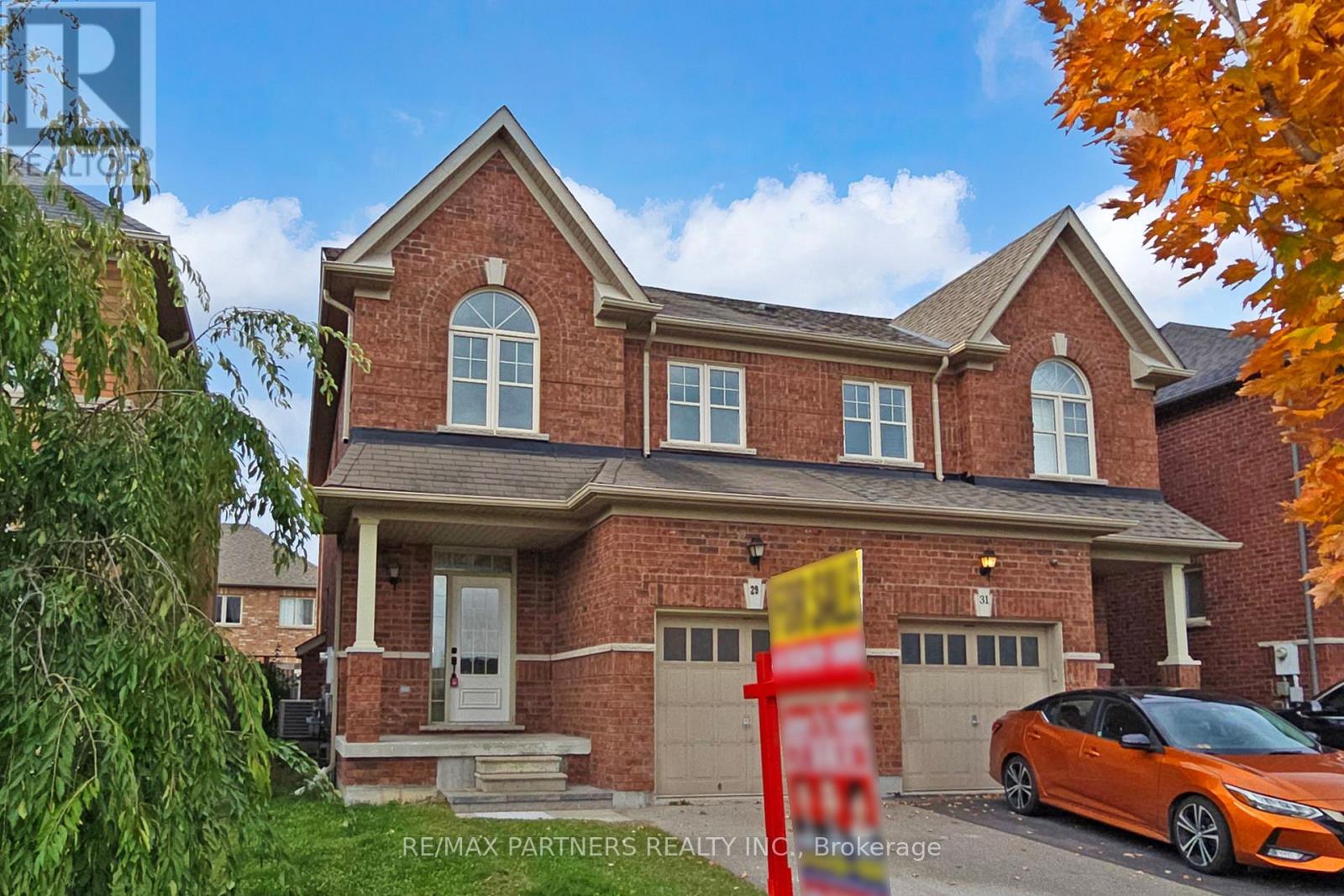 29 Robert Osprey Drive, Markham (Cathedraltown), Ontario  L6C 0K9 - Photo 2 - N12469538