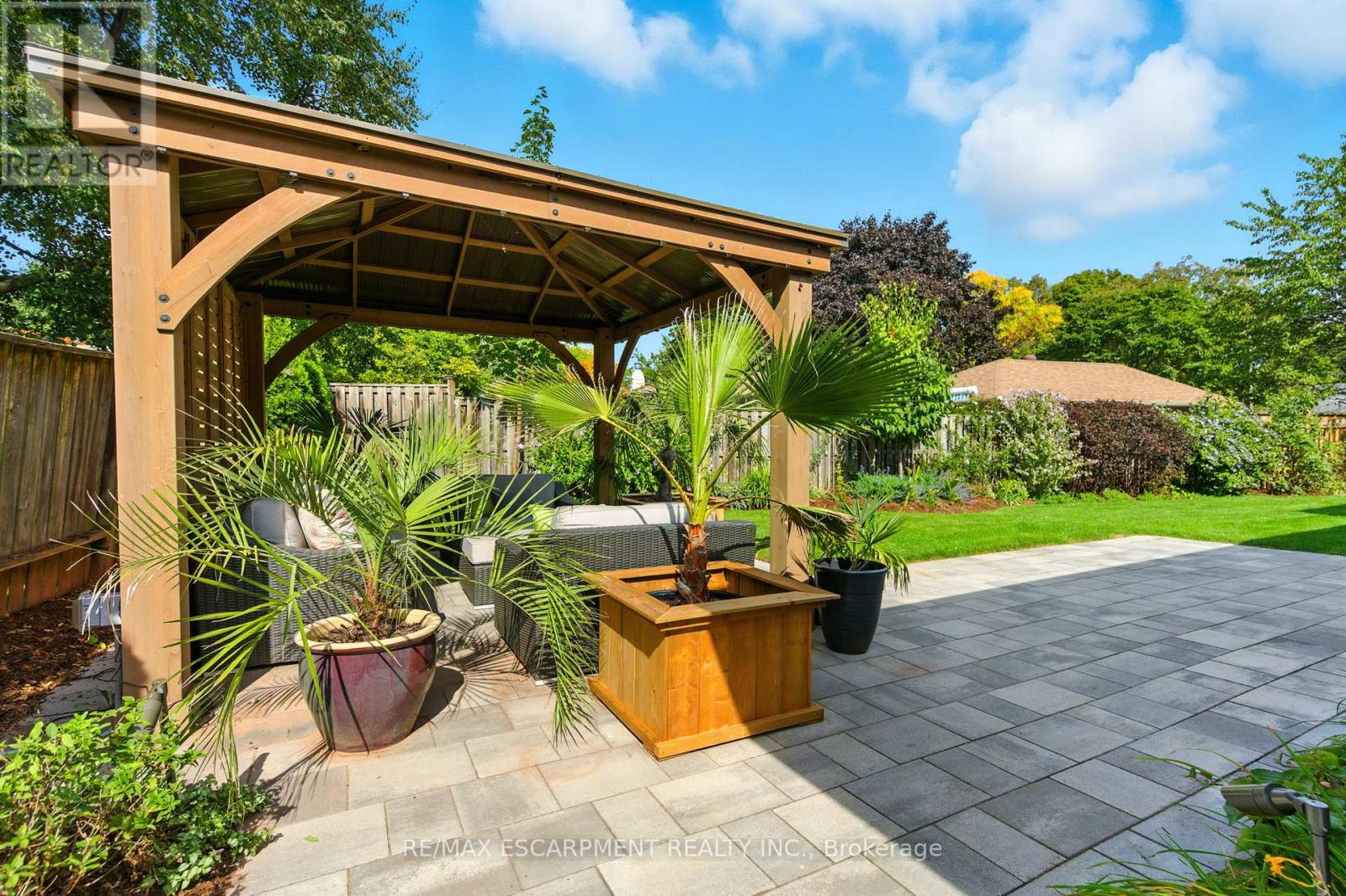 535 VANGUARD CRESCENT, Oakville, Ontario