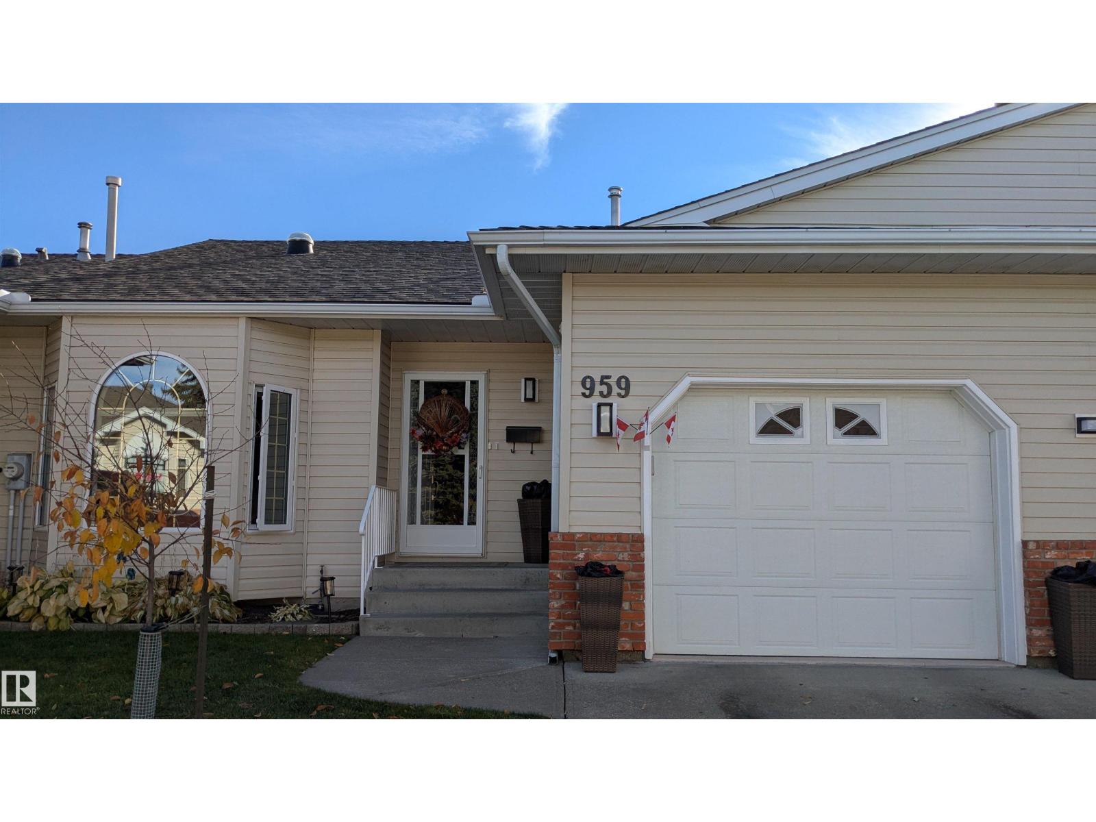959 YOUVILLE DR W NW, edmonton, Alberta