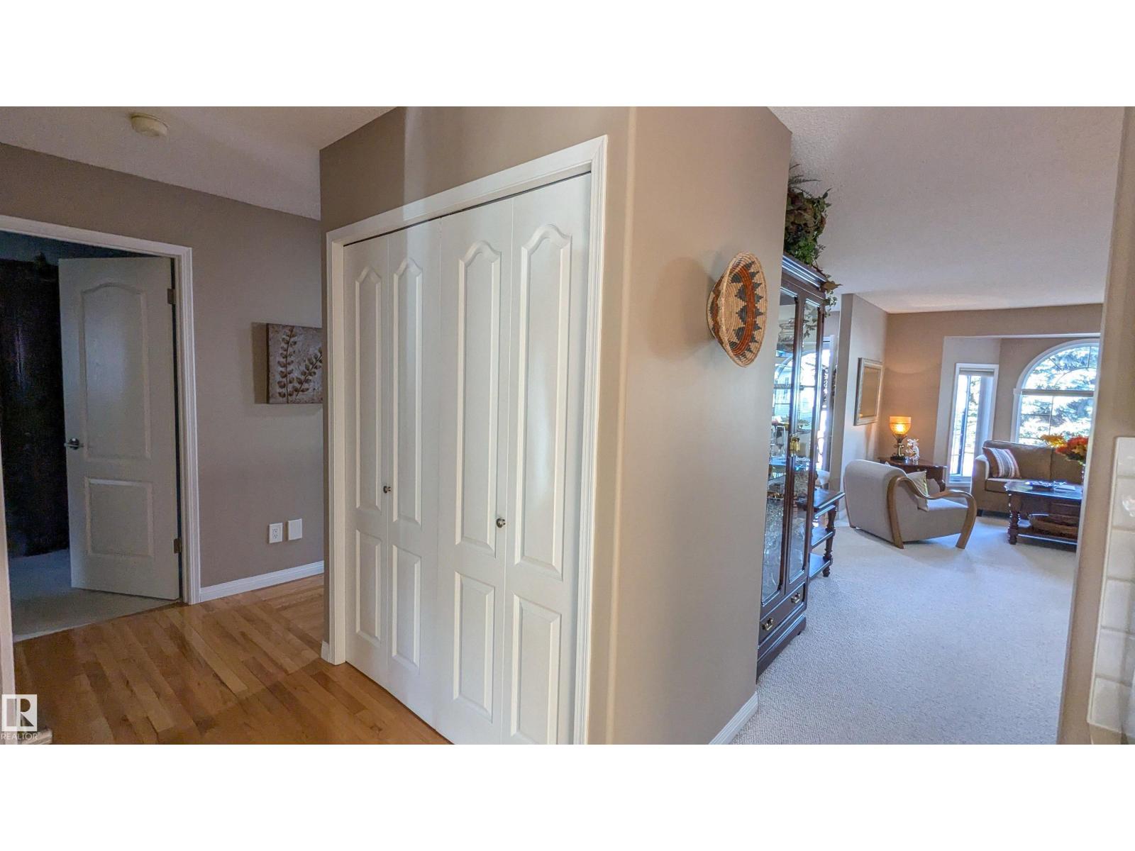 959 Youville Dr W Nw, Edmonton, Alberta  T6L 6T2 - Photo 18 - E4462796
