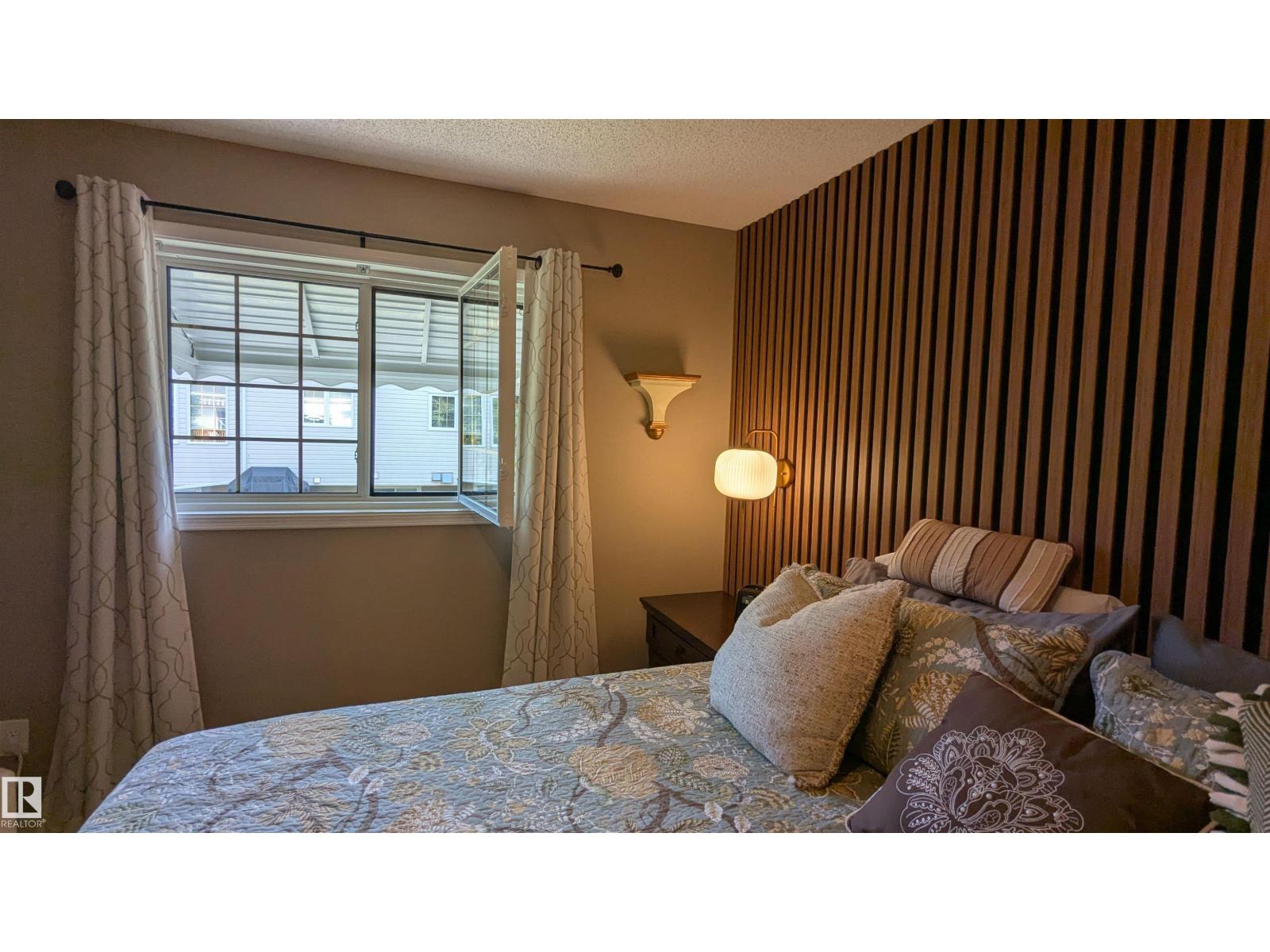 959 Youville Dr W Nw, Edmonton, Alberta  T6L 6T2 - Photo 20 - E4462796