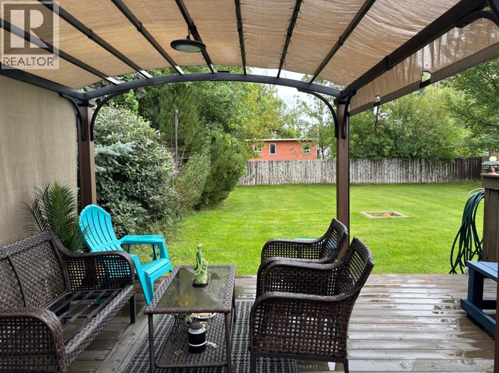36 W Harker Avenue, Magrath, Alberta  T0K 1J0 - Photo 22 - A2247234