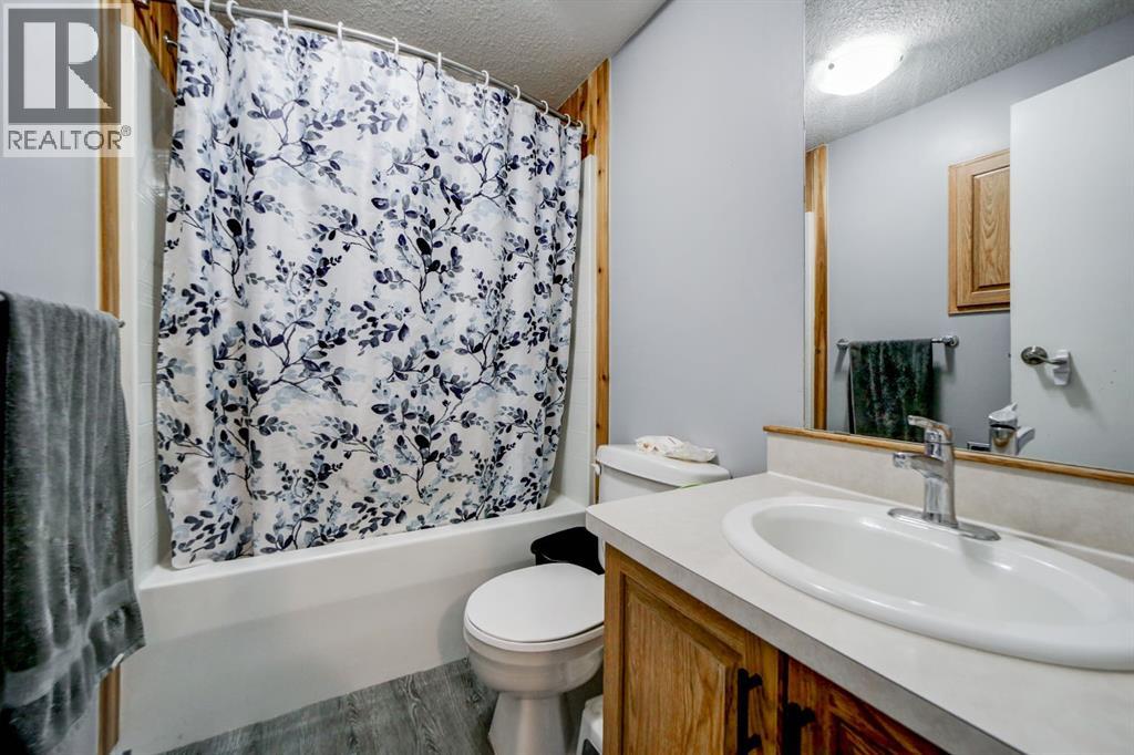 1117 231 Street, Hillcrest, Alberta  T0K 1C0 - Photo 33 - A2249470