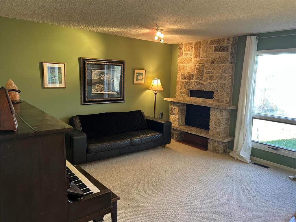 23 Whalers Cove, Winnipeg, Manitoba  R3T 5H1 - Photo 3 - 202526888