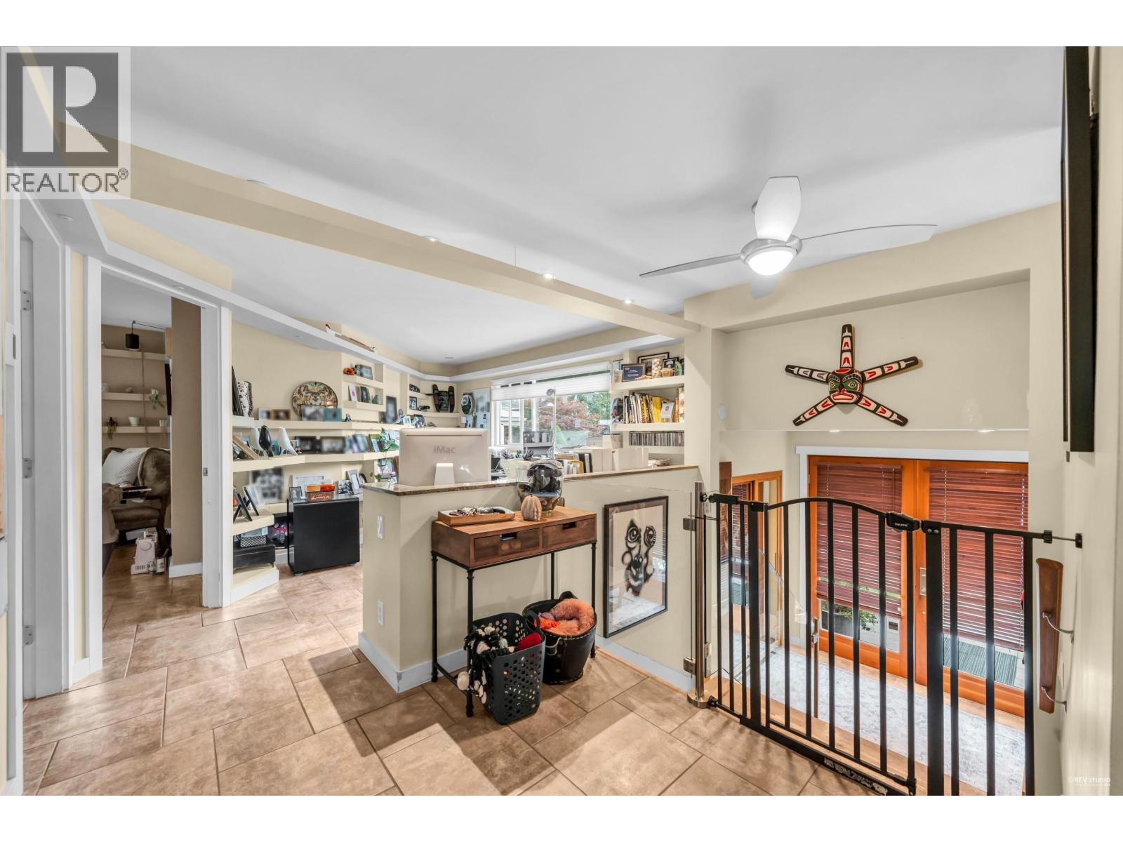 562 Alpine Court, North Vancouver, British Columbia  V7R 2L6 - Photo 20 - R3059877