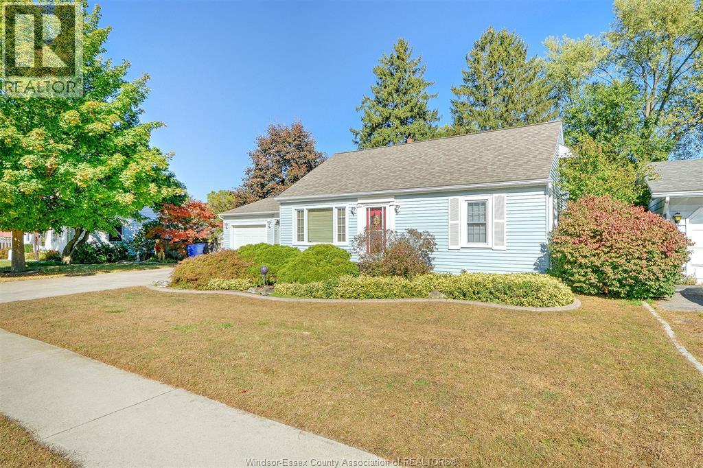 MLS# 25026570: 209 KENWOOD, LaSalle, Canada