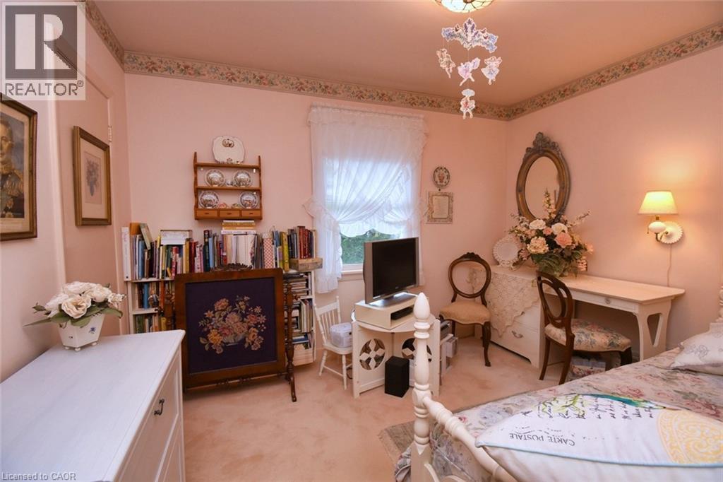 32 Grant Boulevard, Hamilton, Ontario  L9H 4L7 - Photo 12 - 40780626