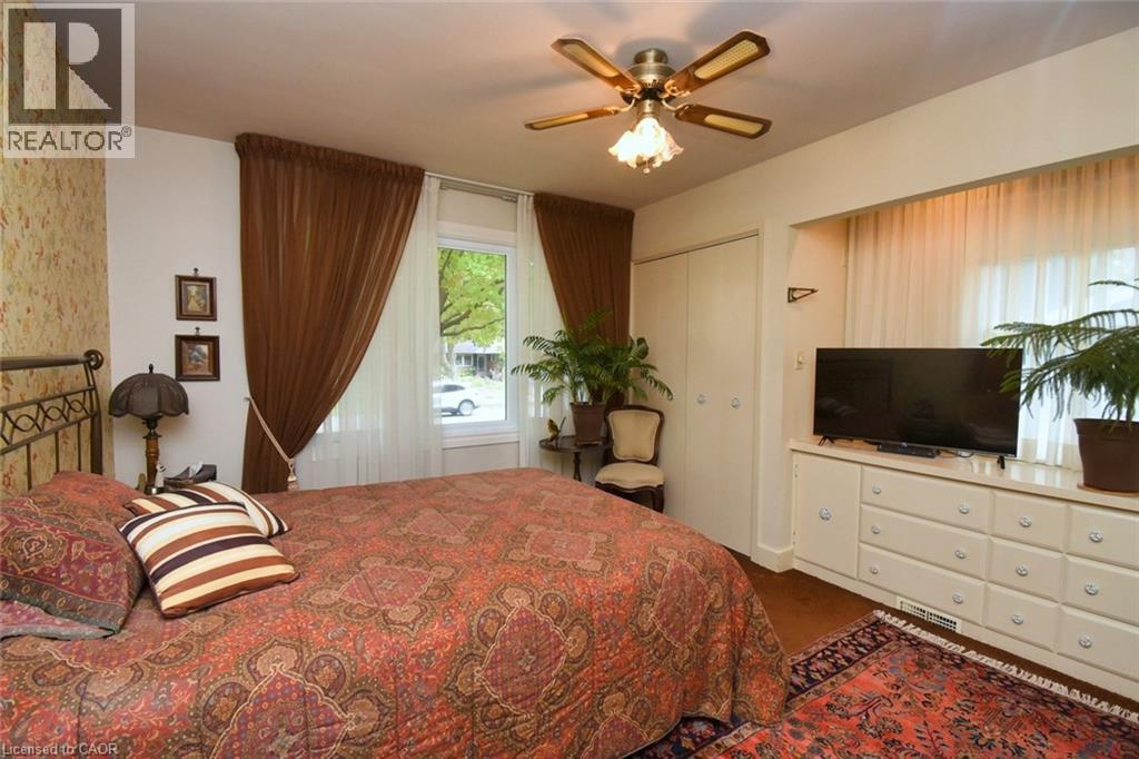 32 Grant Boulevard, Hamilton, Ontario  L9H 4L7 - Photo 11 - 40780626
