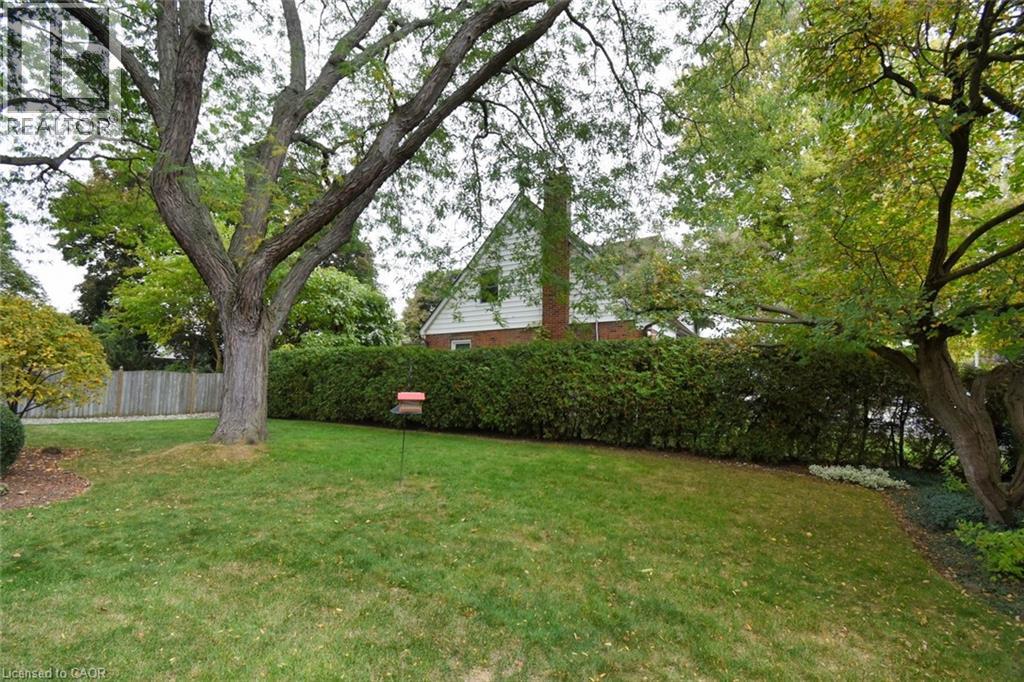32 Grant Boulevard, Hamilton, Ontario  L9H 4L7 - Photo 31 - 40780626