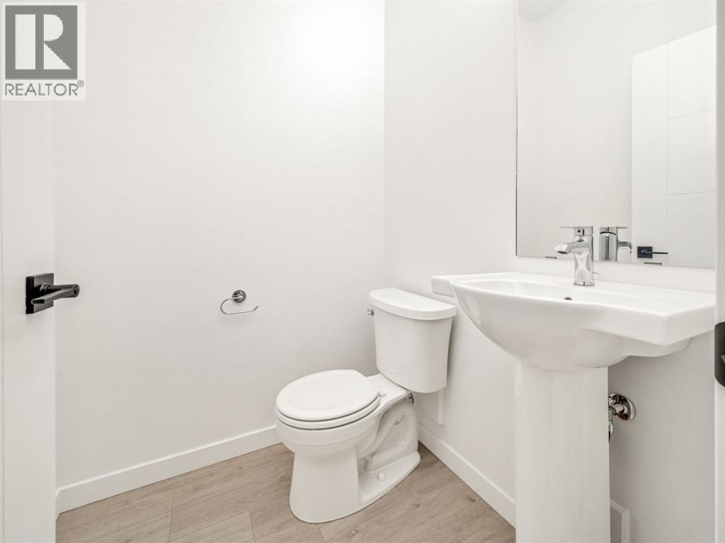 351 Blackwolf Boulevard N, Lethbridge, Alberta  T1H 7J5 - Photo 4 - A2262524