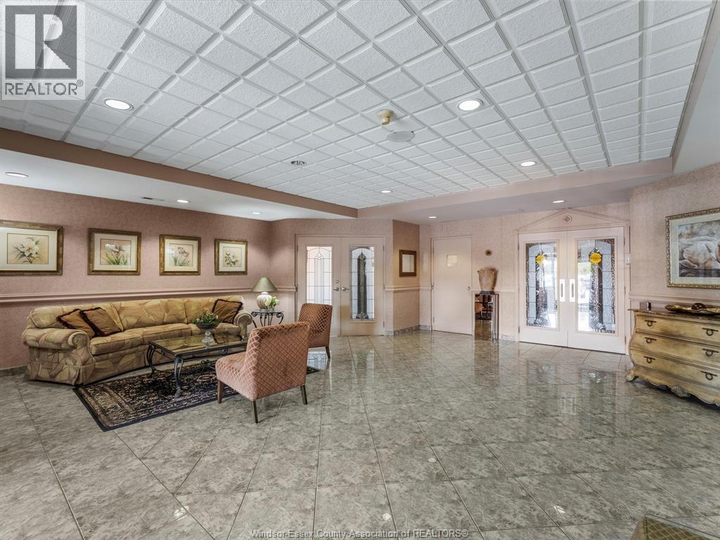 4789 Riverside Drive Unit# 304, Windsor, Ontario  N8Y 5A2 - Photo 5 - 25026569