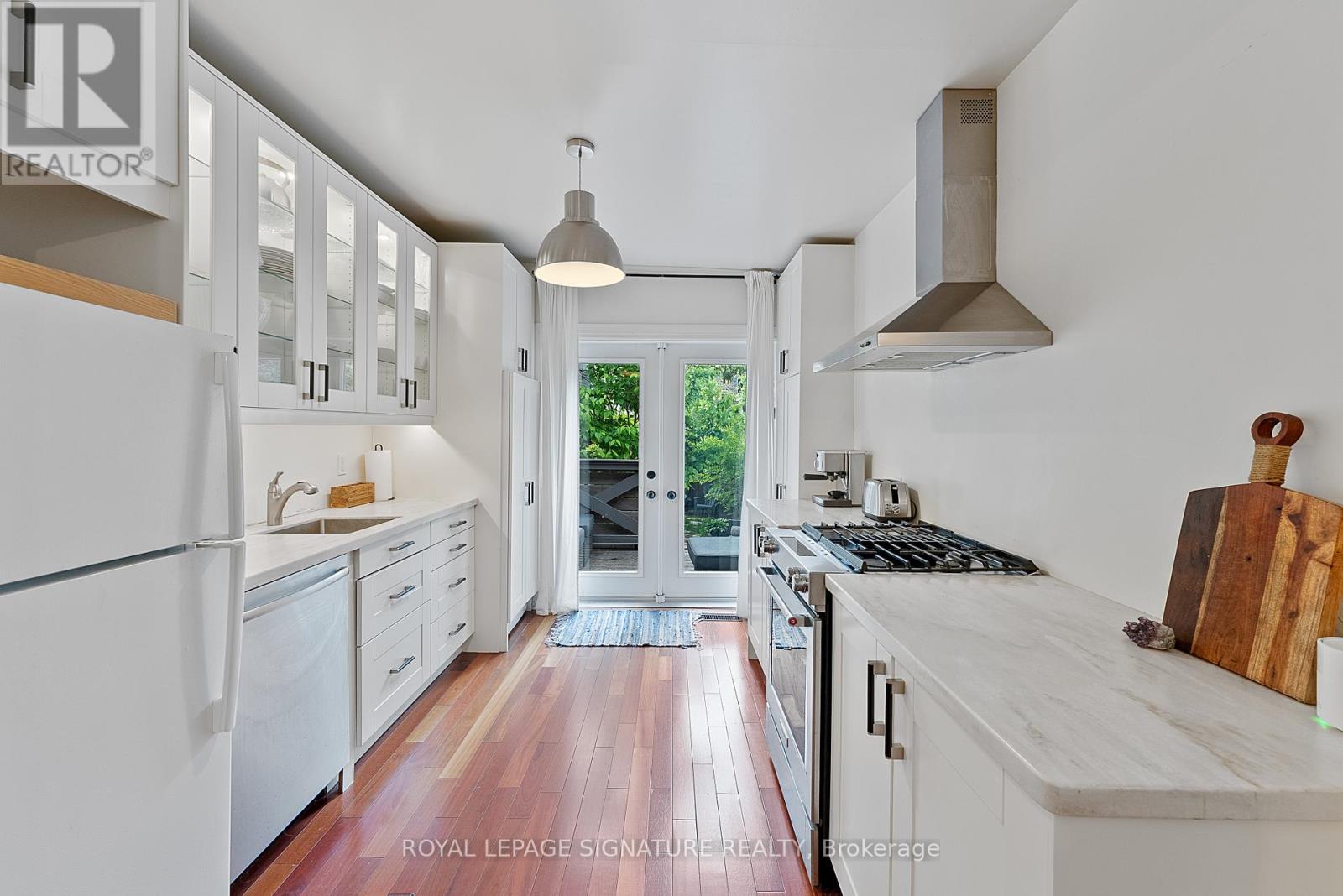 7 Norway Avenue, Toronto, Ontario  M4L 1P7 - Photo 17 - E12471464