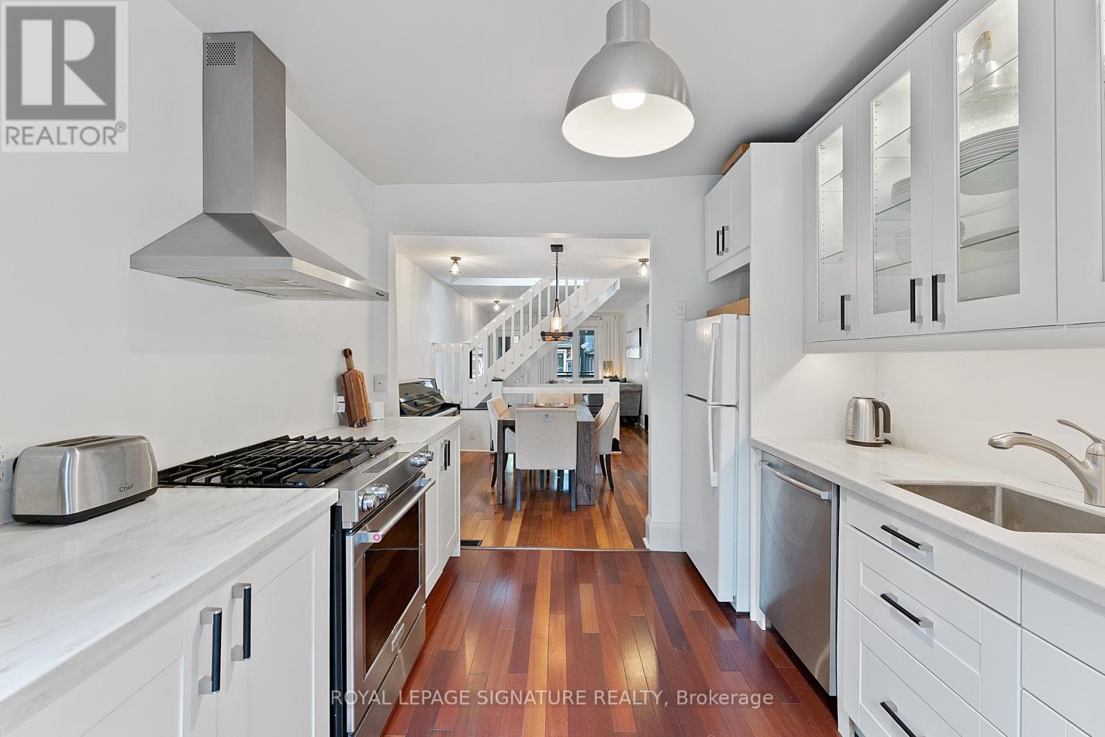 7 Norway Avenue, Toronto, Ontario  M4L 1P7 - Photo 19 - E12471464