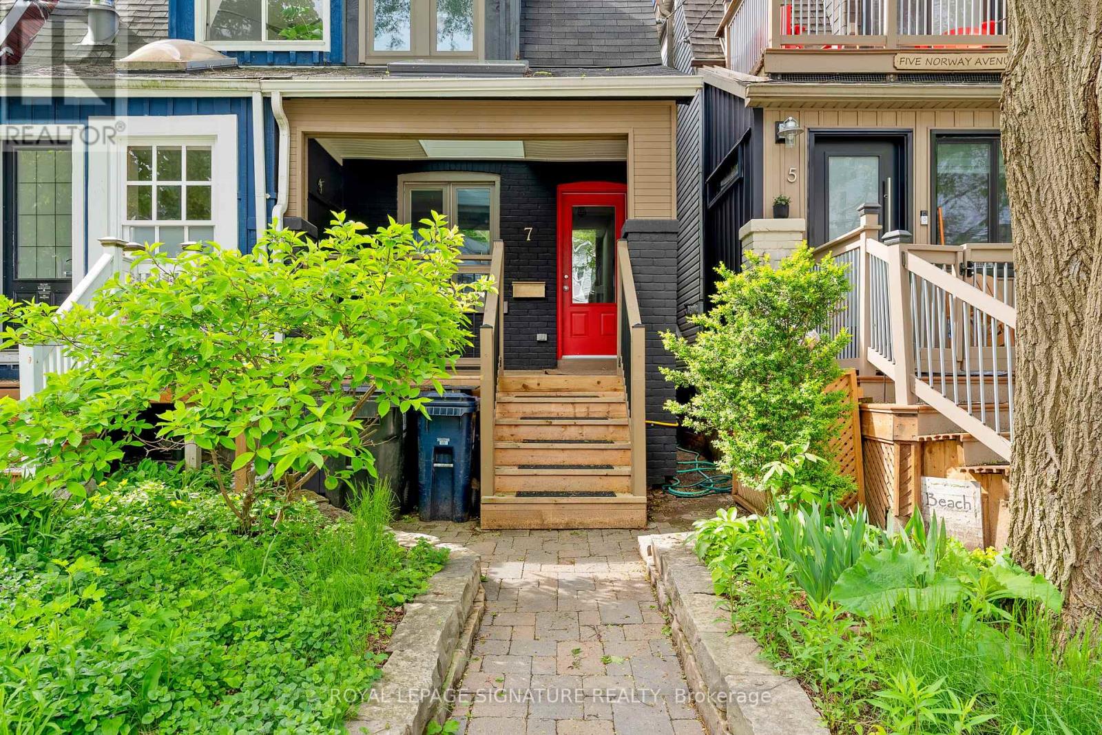 7 Norway Avenue, Toronto, Ontario  M4L 1P7 - Photo 2 - E12471464