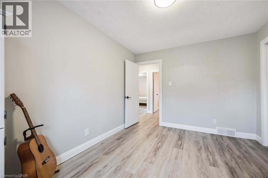 106 Dalegrove Drive, Kitchener, Ontario  N2M 2G5 - Photo 21 - 40778483