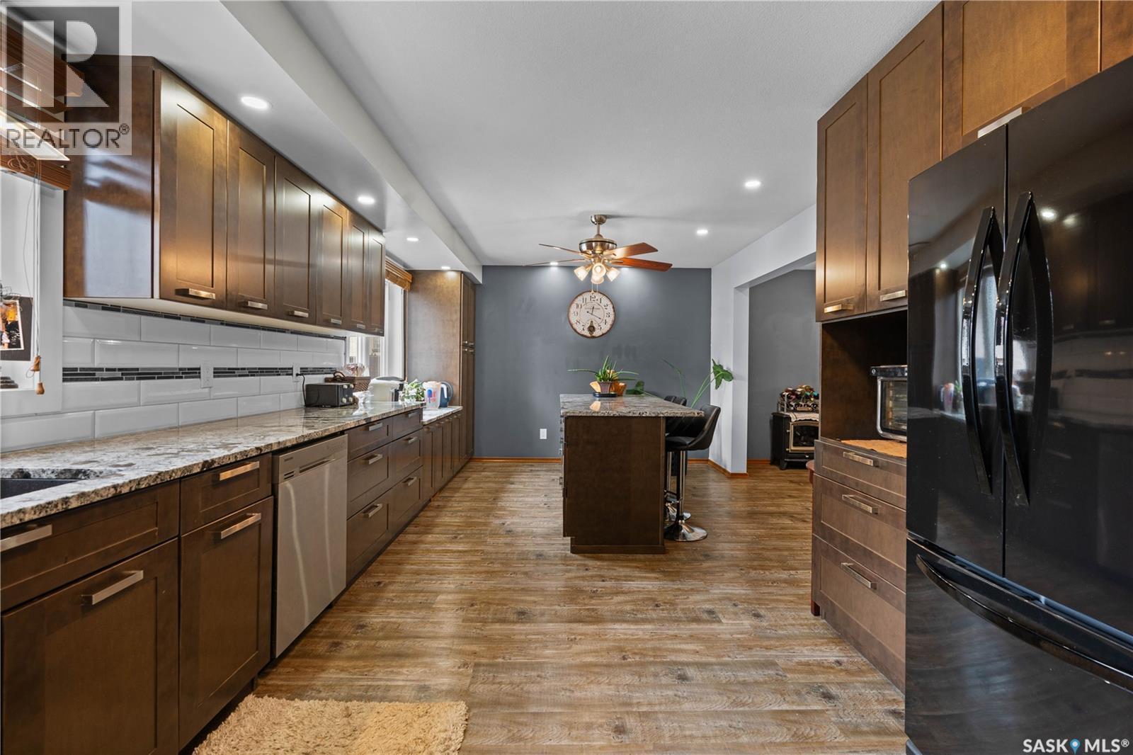 169 Dalgliesh Drive, Regina, Saskatchewan  S4R 7Y9 - Photo 8 - SK015131