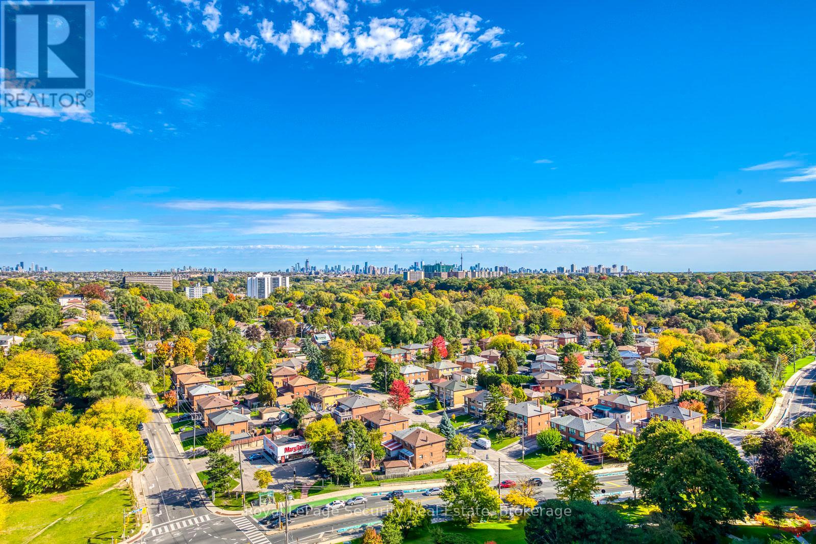 2005 - 260 Scarlett Road, Toronto (Rockcliffe-Smythe), Ontario  M6N 4X6 - Photo 27 - W12468941