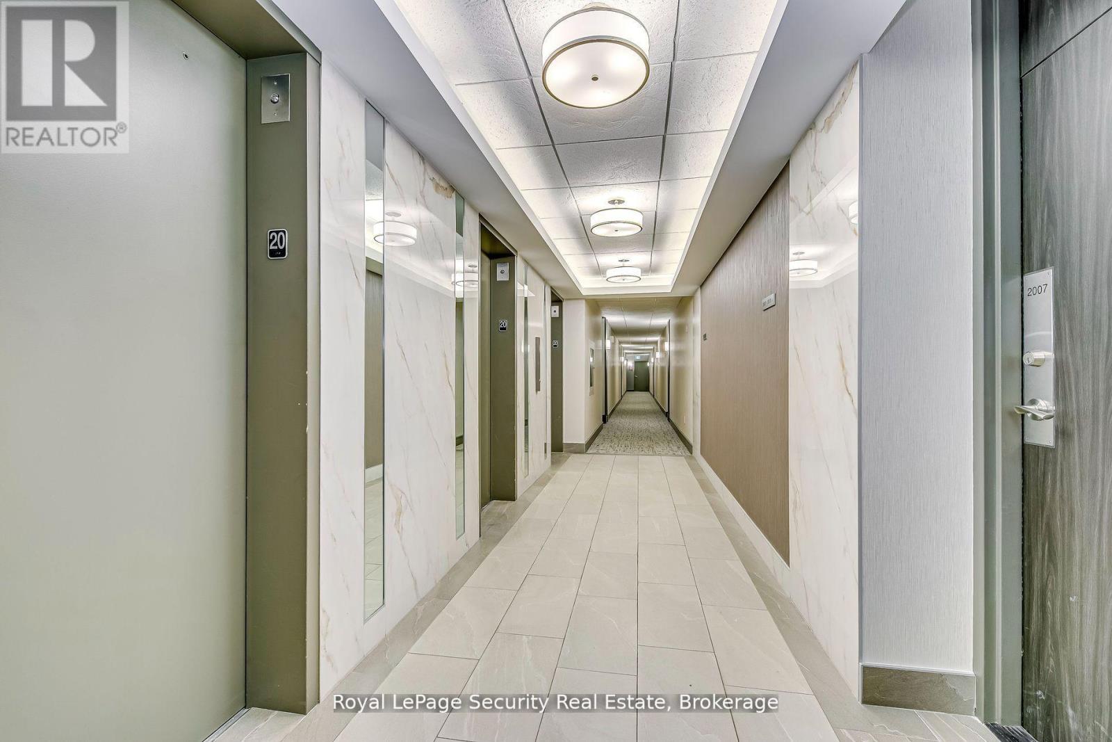 2005 - 260 Scarlett Road, Toronto (Rockcliffe-Smythe), Ontario  M6N 4X6 - Photo 4 - W12468941