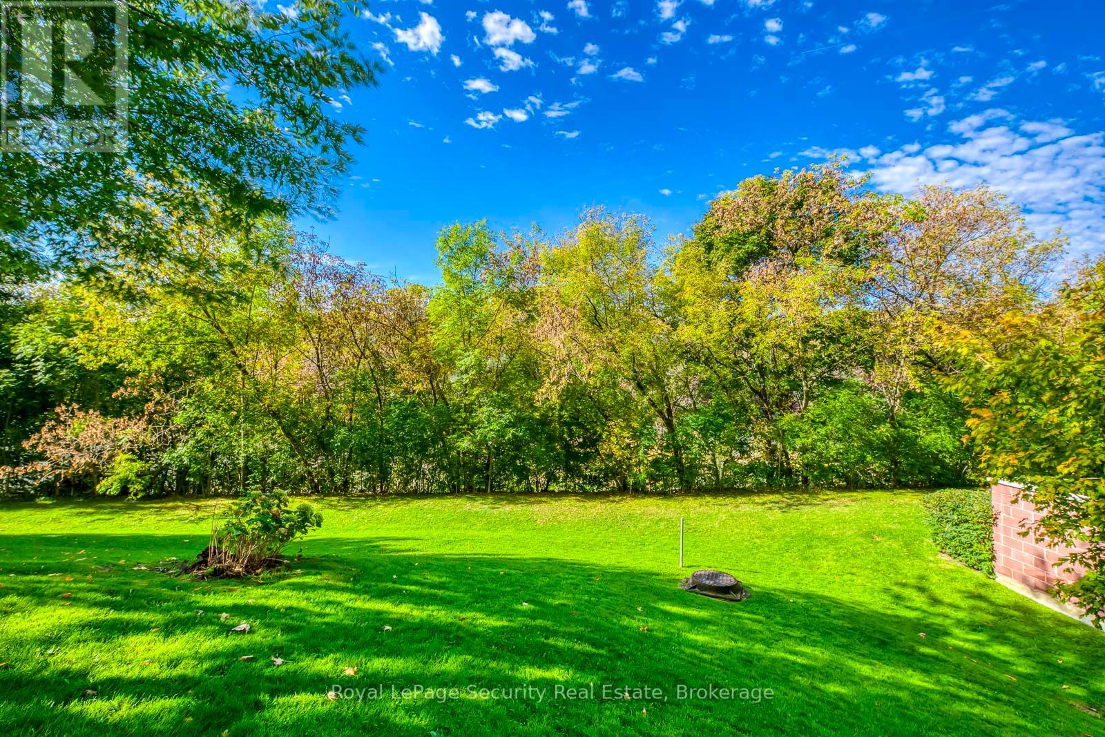 2005 - 260 Scarlett Road, Toronto (Rockcliffe-Smythe), Ontario  M6N 4X6 - Photo 43 - W12468941