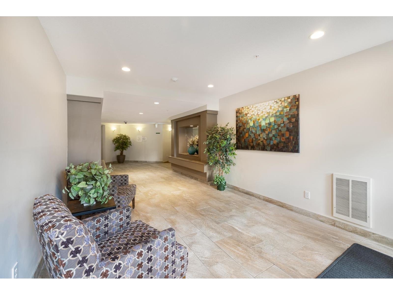 210 15155 22 Avenue, Surrey, British Columbia V4A 9T4 - Photo 19 - R3045567