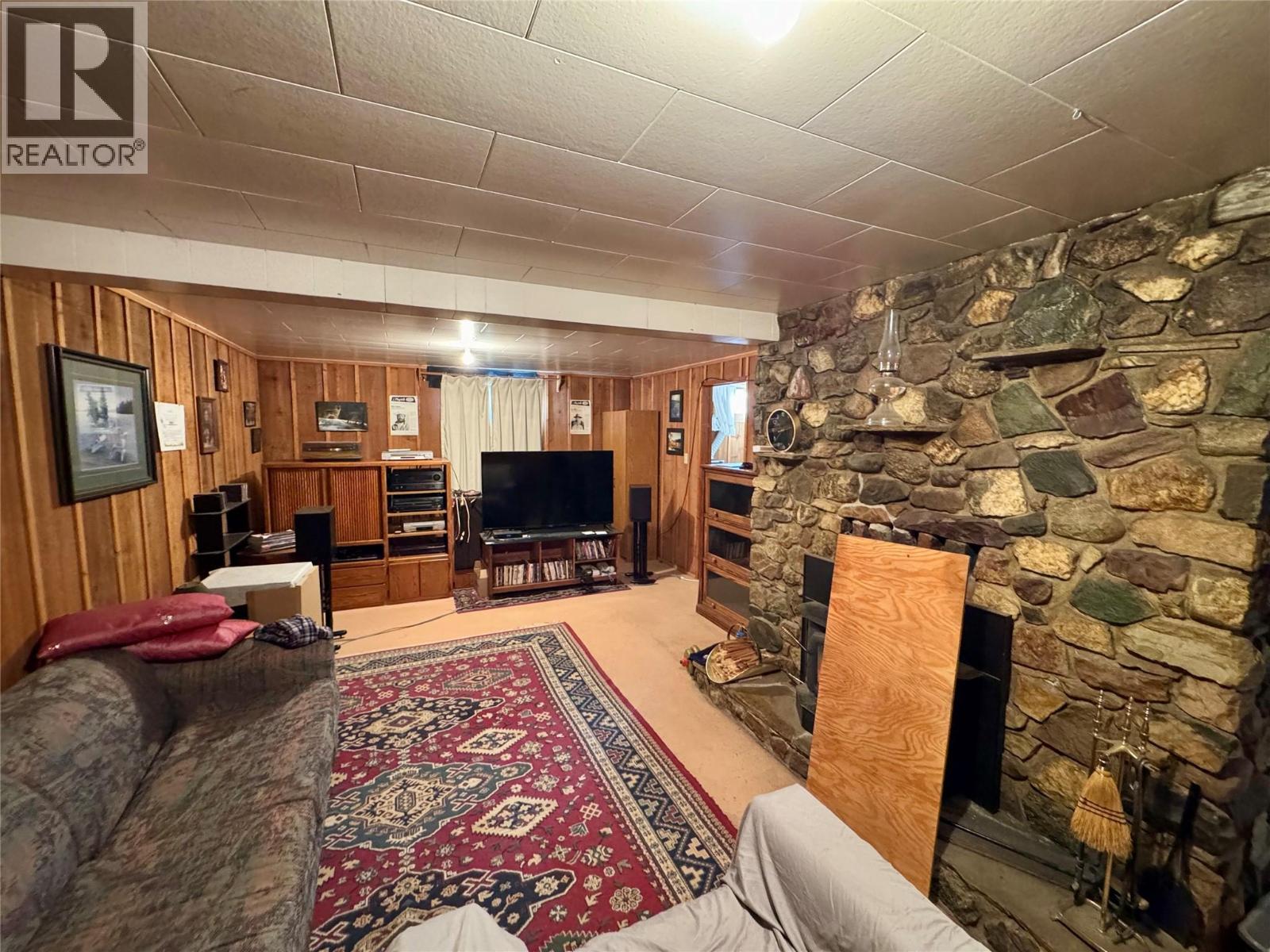 9209 Moffat Avenue, Wilmer, British Columbia  V0A 1K5 - Photo 14 - 10366233