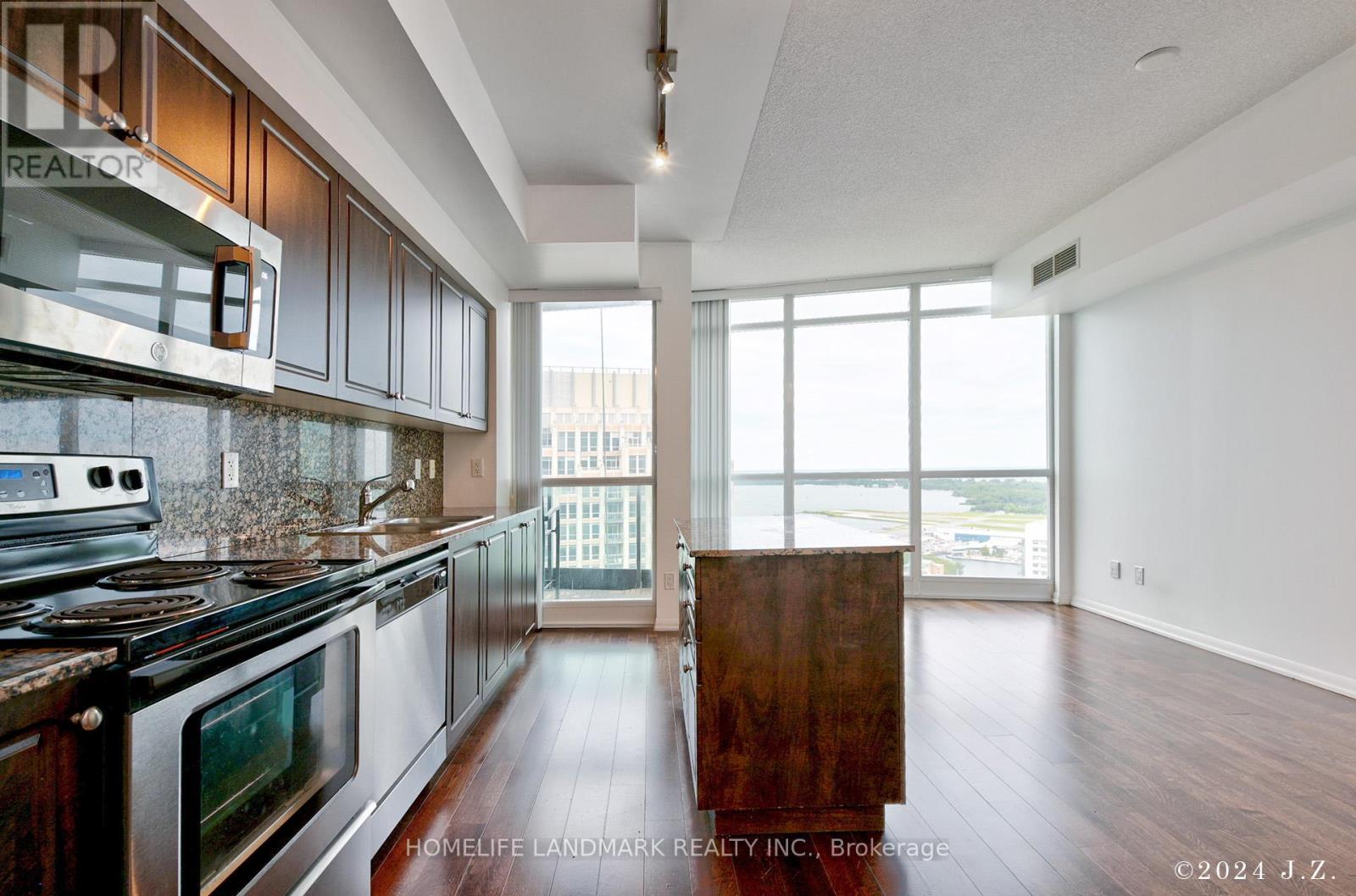 3603 - 215 Fort York Boulevard, Toronto, Ontario  M5V 4A2 - Photo 6 - C12471740