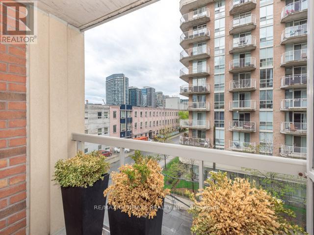 405 - 15 Stafford Street, Toronto, Ontario  M5V 3X6 - Photo 22 - C12471774