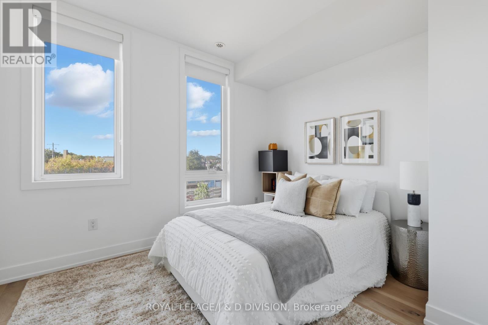 56 Perth Avenue, Toronto, Ontario  M6R 2C2 - Photo 18 - C12471785