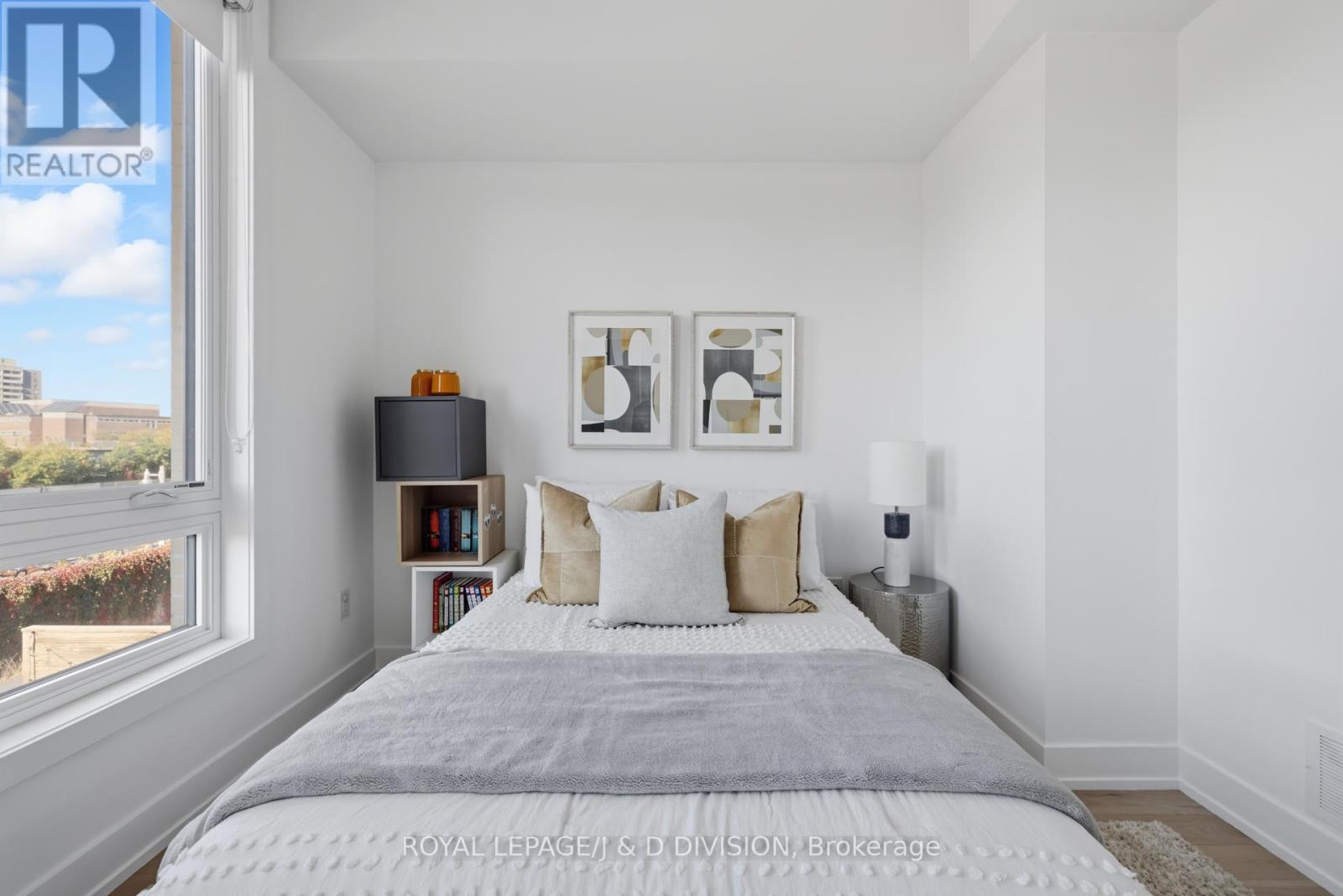 56 Perth Avenue, Toronto, Ontario  M6R 2C2 - Photo 20 - C12471785