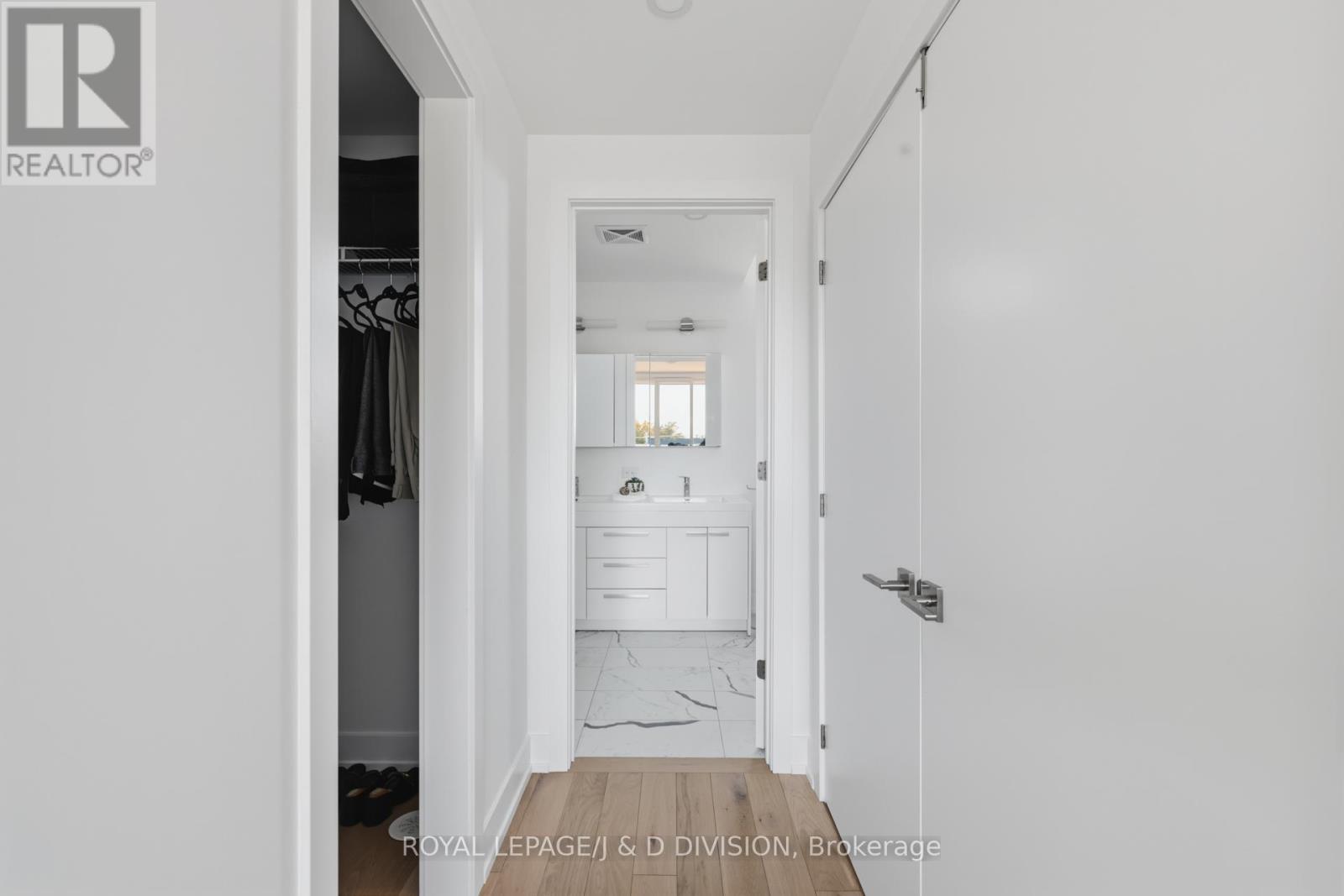 56 Perth Avenue, Toronto, Ontario  M6R 2C2 - Photo 24 - C12471785