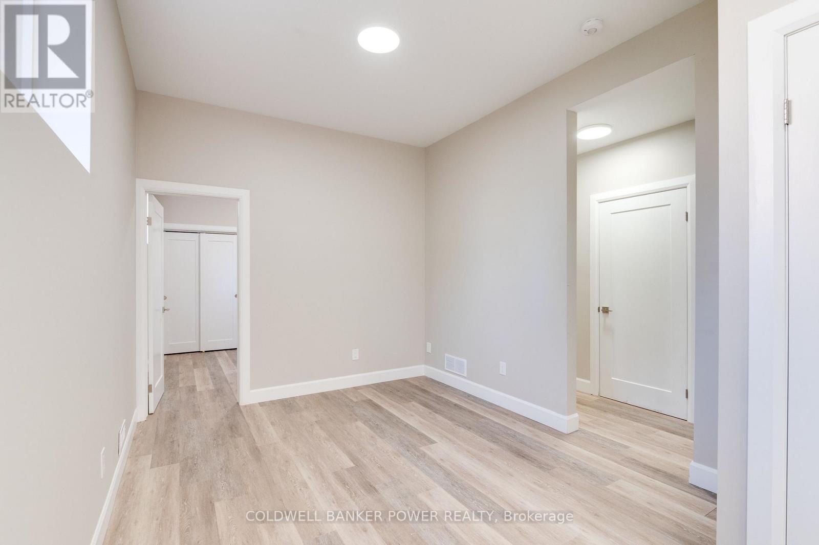 Lower - 45 Glenwood Avenue, London East, Ontario  N5Z 2P7 - Photo 6 - X12471841