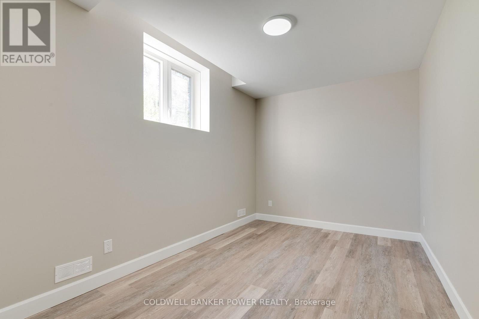 Lower - 45 Glenwood Avenue, London East, Ontario  N5Z 2P7 - Photo 7 - X12471841