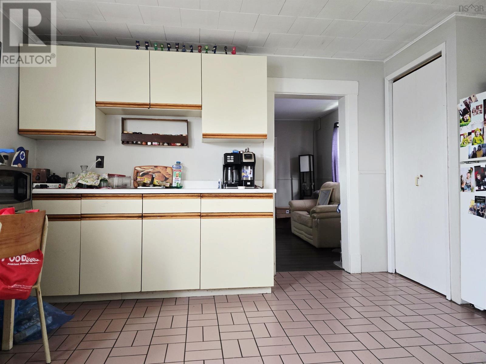 2096 Diamond Street, Westville, Nova Scotia  B0K 2A0 - Photo 3 - 202524876