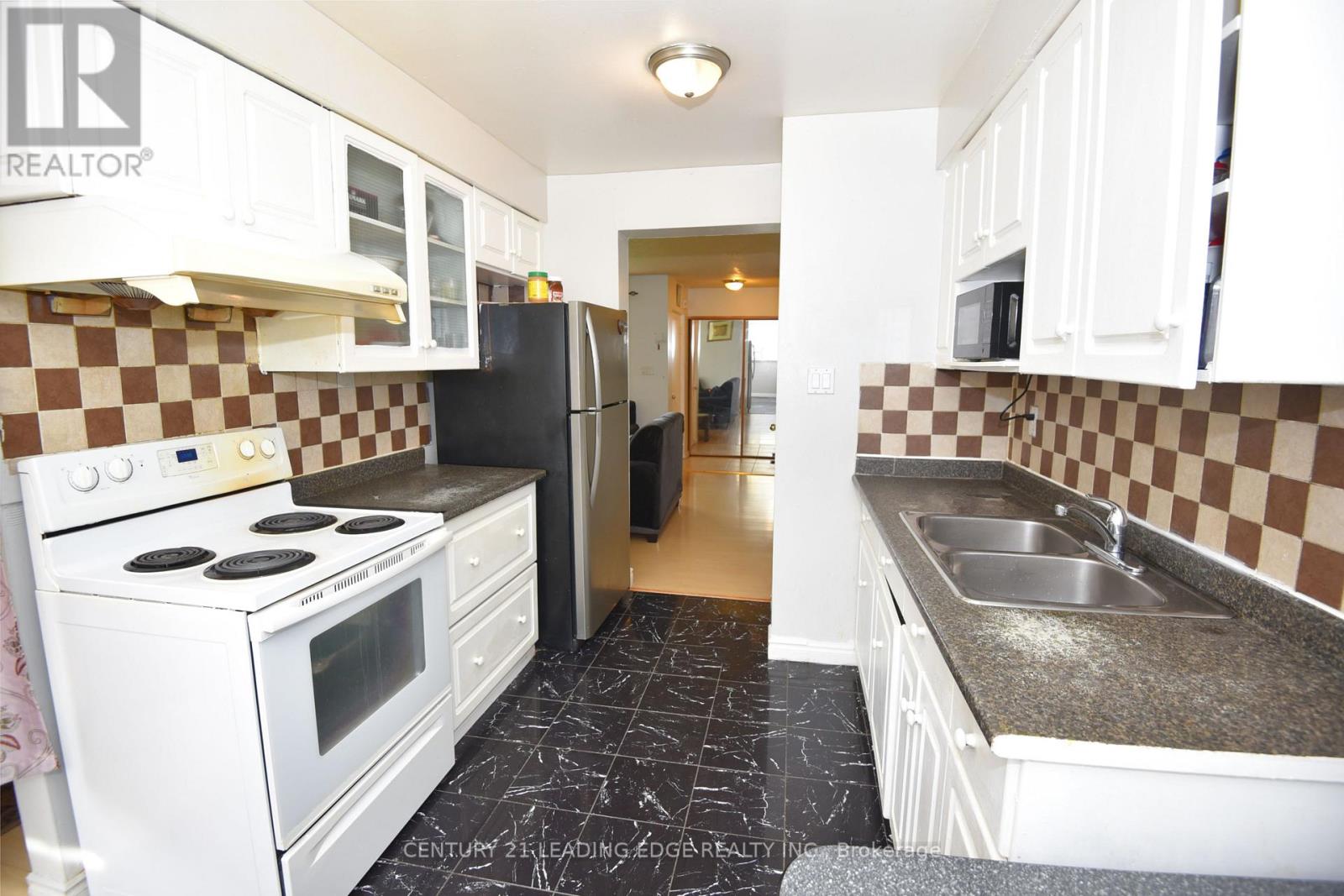 35 Horseley Hill Drive, Toronto (Malvern), Ontario  M1B 1W4 - Photo 16 - E12471773