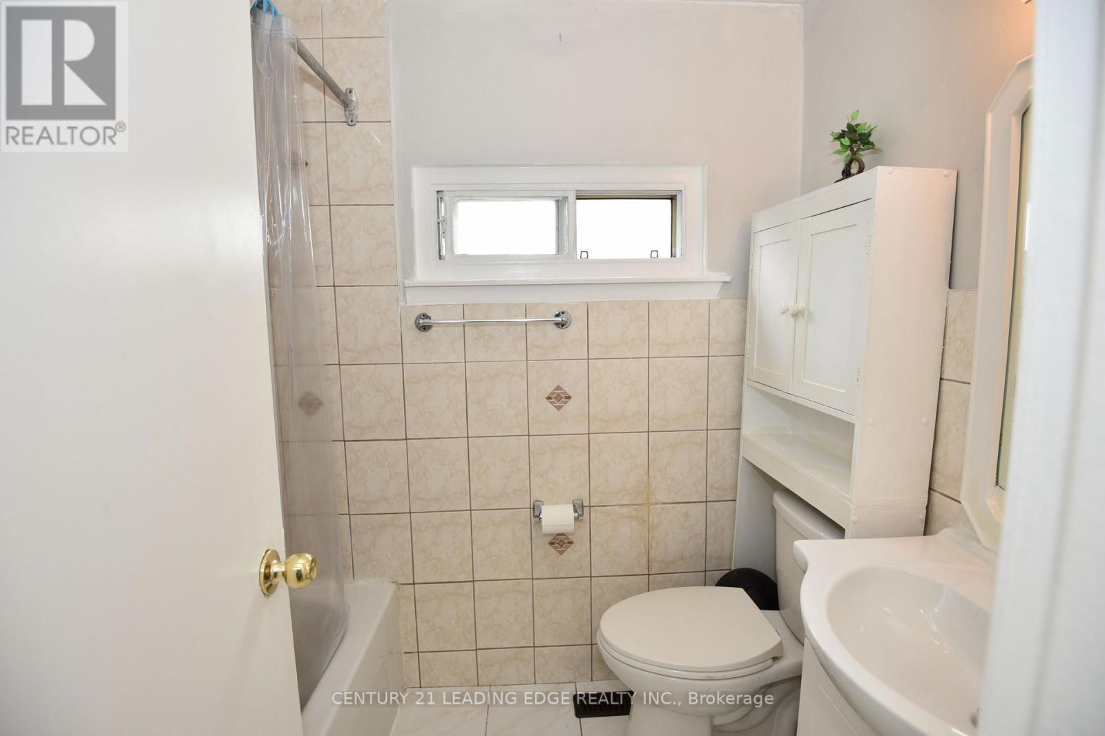 35 Horseley Hill Drive, Toronto (Malvern), Ontario  M1B 1W4 - Photo 46 - E12471773