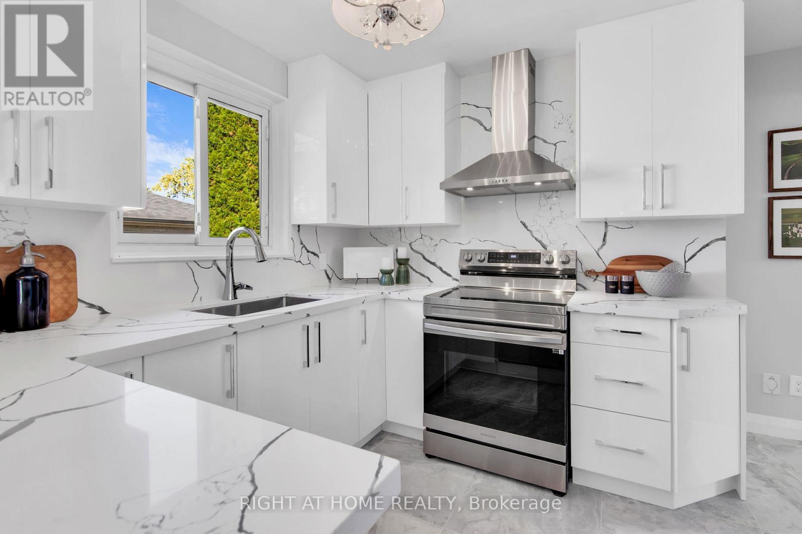 47 Dormington Drive, Toronto (Woburn), Ontario  M1G 3N1 - Photo 13 - E12471779