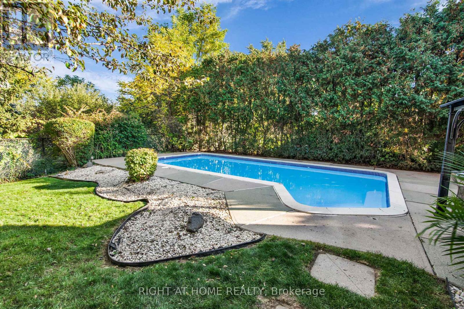 47 Dormington Drive, Toronto (Woburn), Ontario  M1G 3N1 - Photo 38 - E12471779