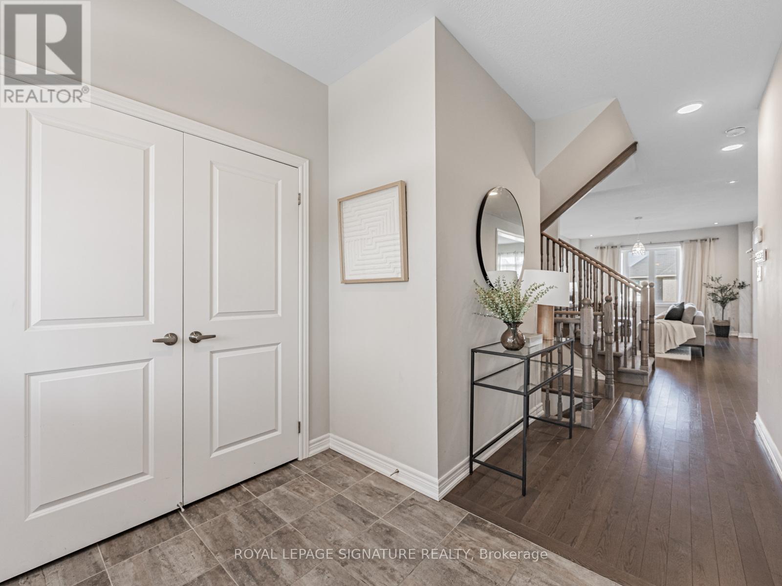 135 Woolacott Lane, Clarington (Bowmanville), Ontario  L1C 0J4 - Photo 2 - E12471811