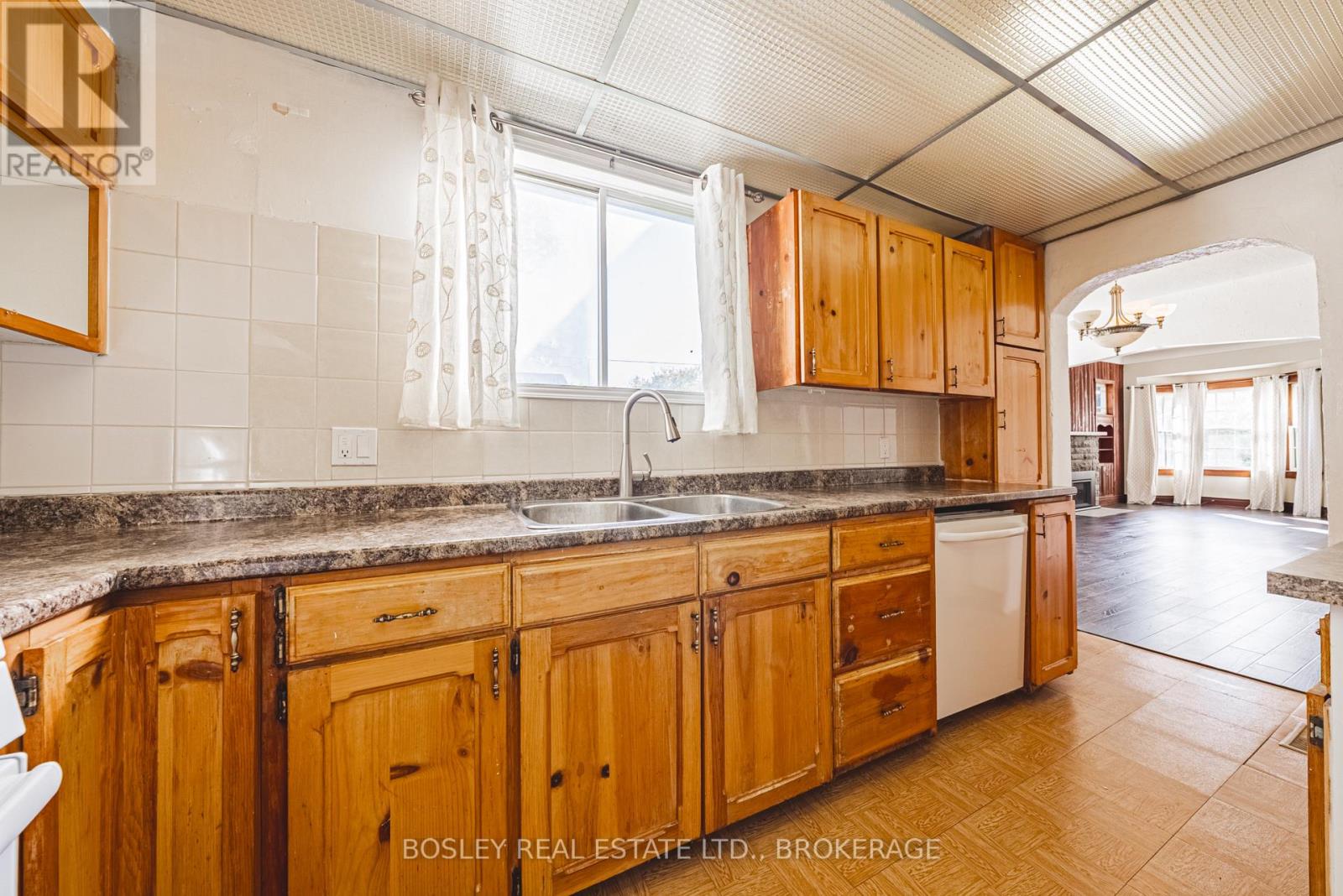 14 George Street, St. Catharines, Ontario  L2N 3R2 - Photo 19 - X12471844