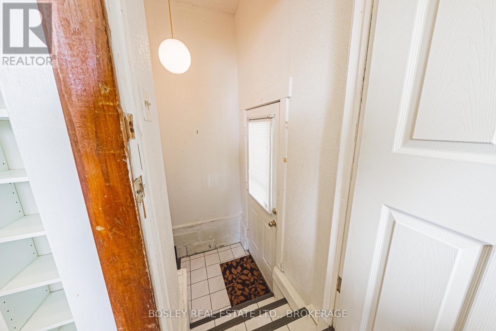 14 George Street, St. Catharines, Ontario  L2N 3R2 - Photo 22 - X12471844